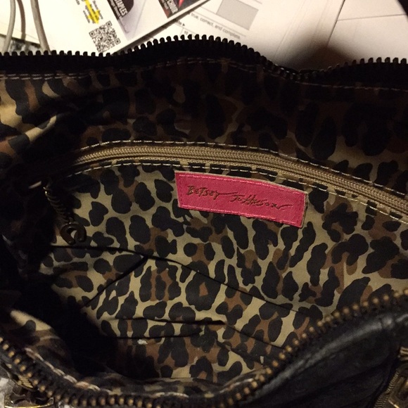 Betsey Johnson Black Leather Zipper Purse - Picture 5 of 6